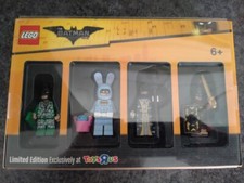 NEW Lego Toys R Us Bricktober