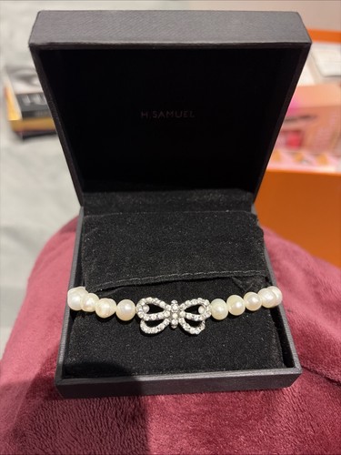 Infinity diamond with - diamond,