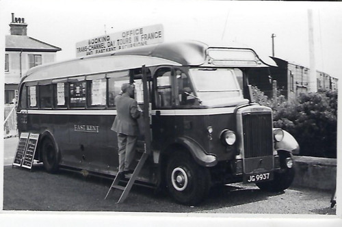 Bus photo jg9937 east kent - bus,