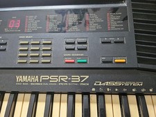 YAMAHA PSR-37 VINTAGE SYNTH KEYBOARD + STAND & ADAPTOR – FULLY WORKING