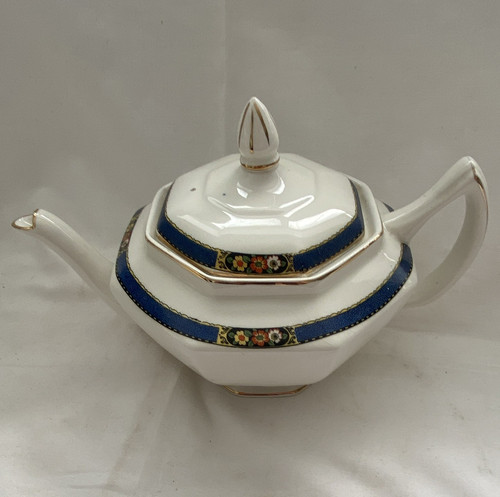 Hughes longport teapot - longport,