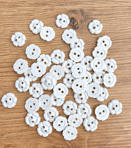 12mm white flower - x,