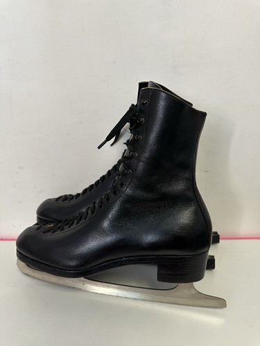 The stuburt ice figure skates - the,