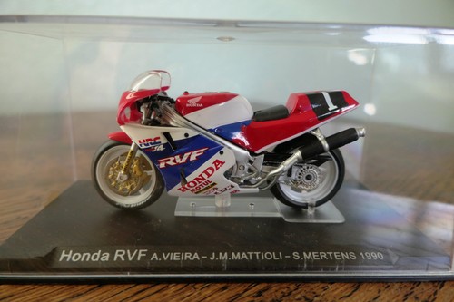 1990 honda rvf 24 - 1990,