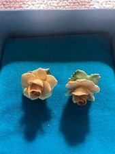 Vintage yellow daffodil Bone