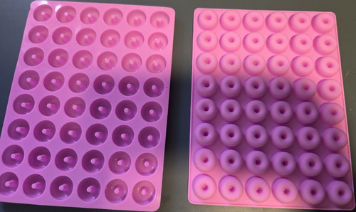 Pink silicone doughnut - pink,