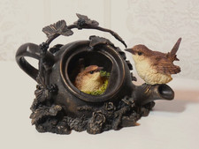WRENS IN TEAPOT NO 1225 BY