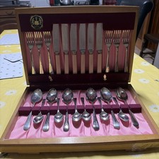 Vintage Sheffield canteen of Cutlery in Wooden Box 24 Pc 