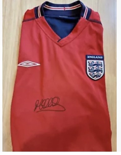 Michael owen signed long - owen,