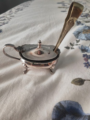 Vintage barker ellis silver - barker,