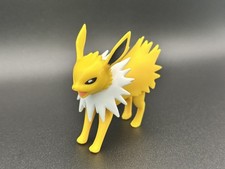 Jolteon Pokémon Collectable