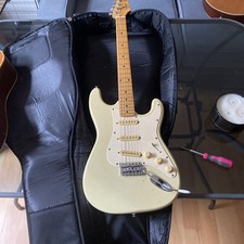 Squier Stratocaster by Fender – Made in Korea (Samick Factory, 1989–1990)