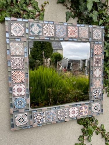 Square mosaic wall - mosaic, mirror