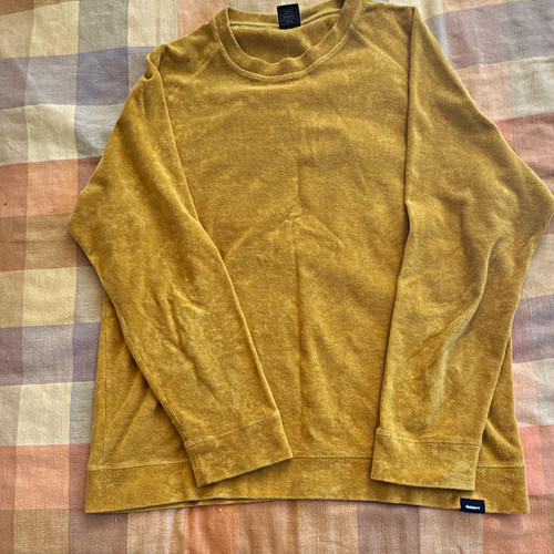 Finisterre yellow logo crew - finisterre,