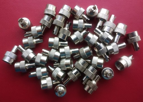 Metal schrader value core - 20,