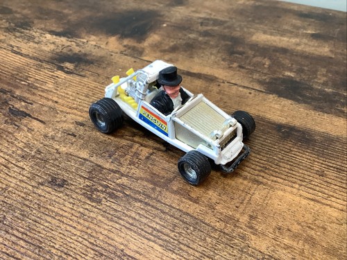 Corgi 259 batman penguinmobile - 259,