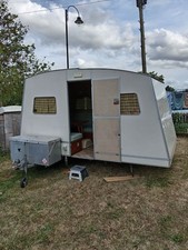 Rapido Folding Caravan