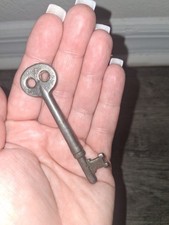 Antique Skeleton Barrel Key c.1890–1920 – Victorian/Edwardian Trunk or Cabinet