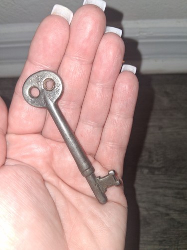 Antique skeleton barrel key - barrel,