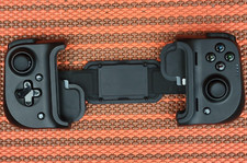 Razer Kishi GAMEVICE ' RZ06 0336 ' Gaming Controller Android IPhone Smartphone