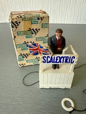 Vintage Triang Scalextric F303 STARTER ON ROSTRUM FIGURE. With Flag + Box