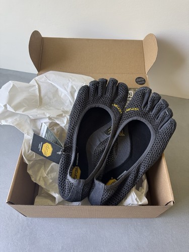 Nwt nib vibram eco five - vibram,