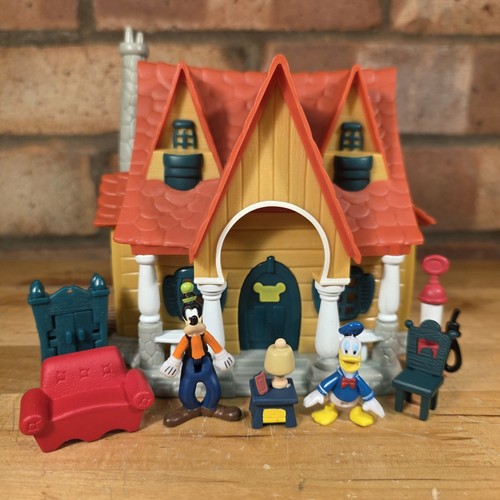 Disney mickey mouse toontown - mouse,
