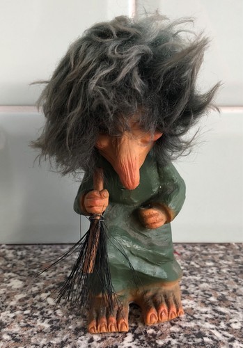 Bobblehead green vintage - bobblehead:,