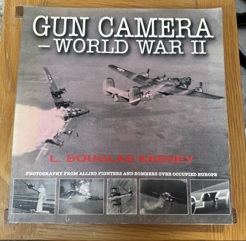 Gun camera world war by - camera,