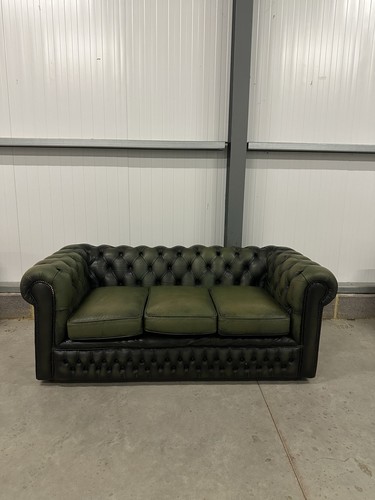 Green leather chesterfield - green,