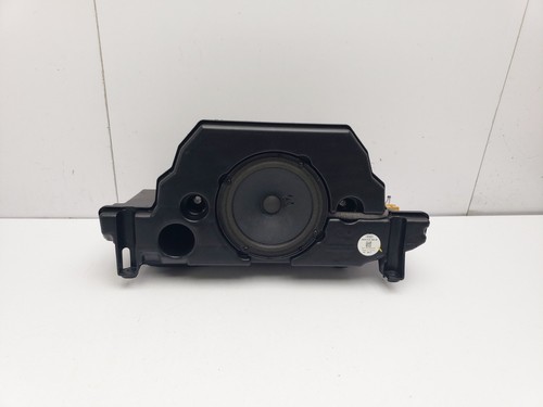 Audi subwoofer speaker - b9,