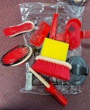 Horse Grooming Junior Kit Red