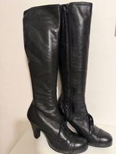Miss L-Fire Black Leather Knee