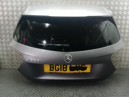 Mercedes class tailgate boot - a,