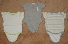 Kyle & Deena 3-Pack Grey/Green Giraffe Baby Vests, Age 3-6 Months
