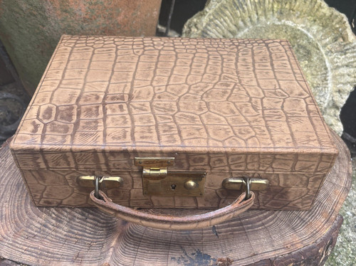 Jewellery case antique - case,