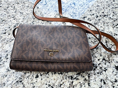 Michael kors brown logo - brown,