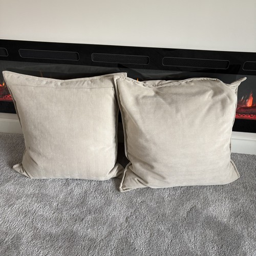 Beige large cushions - x,