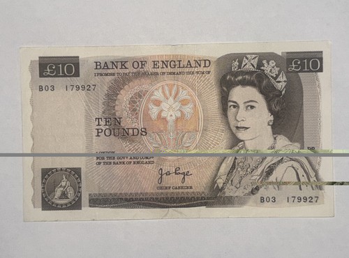 Ten pound old note - ten, £10