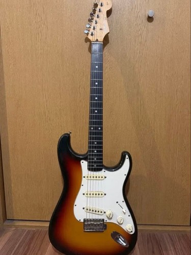 Squier silver series sst - series, sst-33