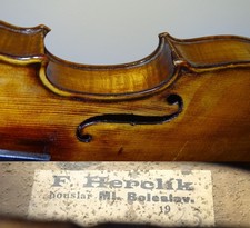 ATTIC FOUNDING OLD 4/4 VIOLIN