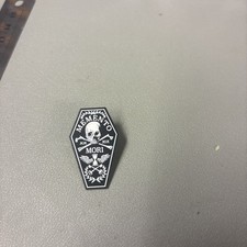 Memento Mori Enamel Pin /