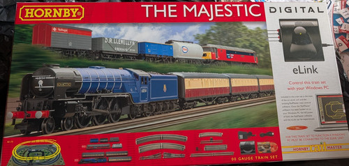 Hornby gauge the majestic - hornby,