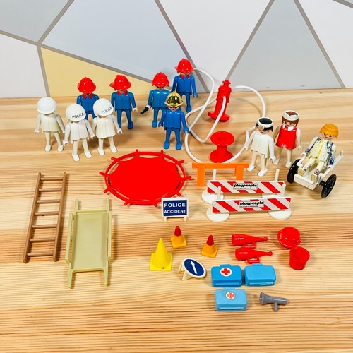 Vtg fireman police - police, accident