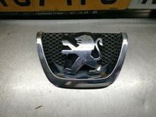 PEUGEOT 207 SW SPORT MK1 1.6 PETROL 2008 FRONT BUMPER GRILLE BADGE