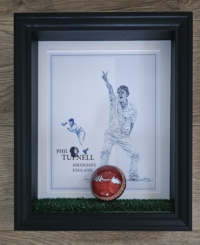 Phil tufnell signed - phil, england