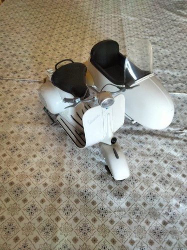 Vespa piaggio 150 - vespa, scale
