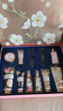 Laura Ashely Ultimate Bloom