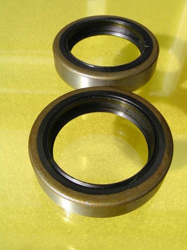 Fork oil seals - seals, 750
