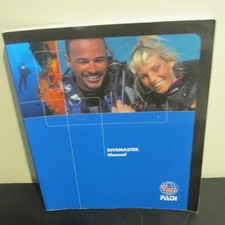 PADI DIVEMASTER Manual.   Scuba, Skindiving Paperback Book.  70090.